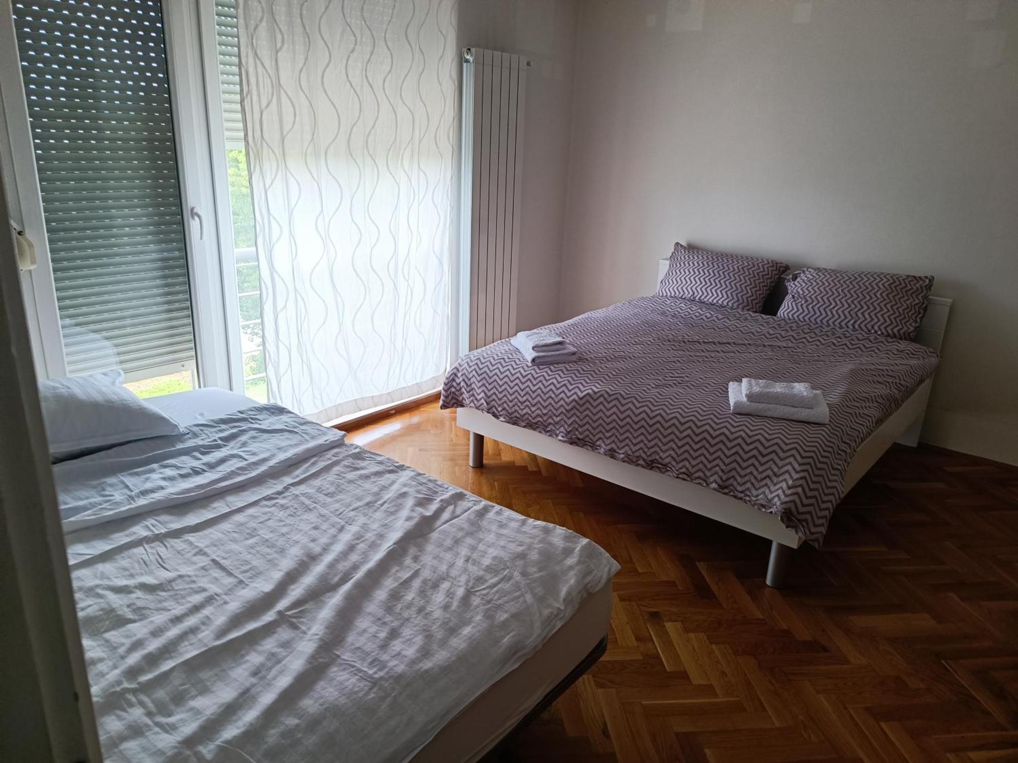 Luka Appartement Zagreb Buitenkant foto